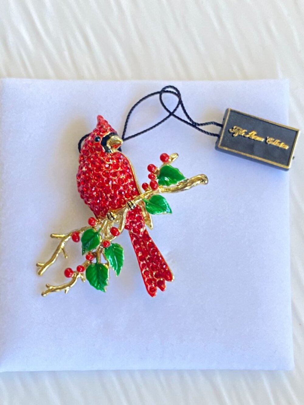 Fifth Avenue FAC Swarovski Crystal Red Cardinal Brooch Pin NWT